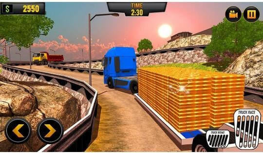 越野黄金卡车(Gold Transporter Truck Driver Truck Driving Games)游戏